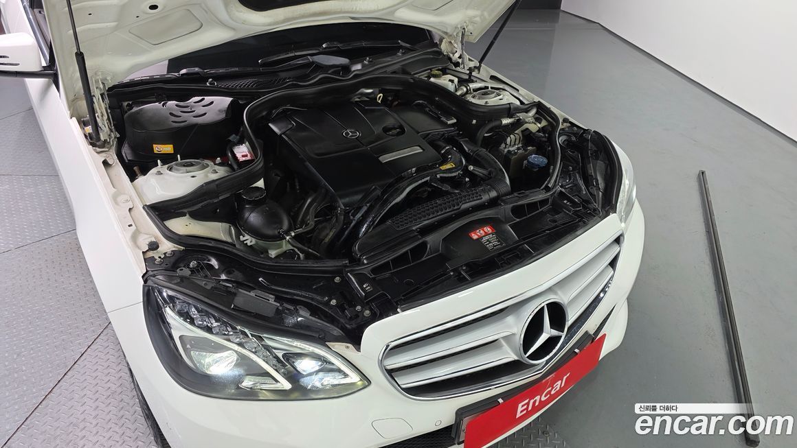 Mercedes-Benz E-Class 2016