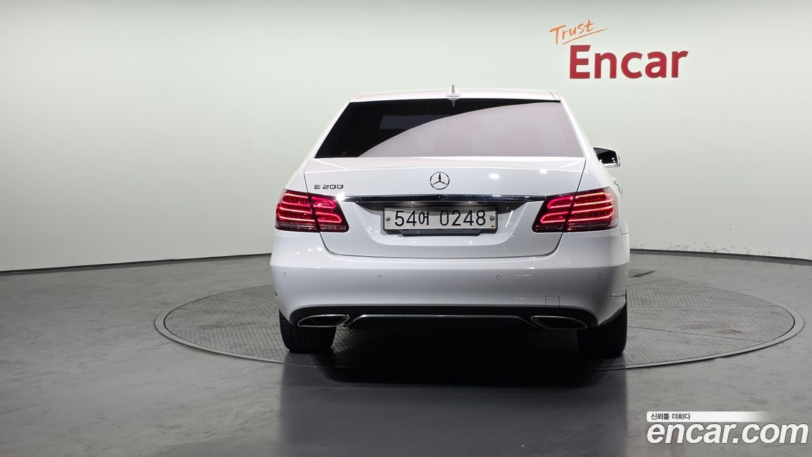 Mercedes-Benz E-Class 2016