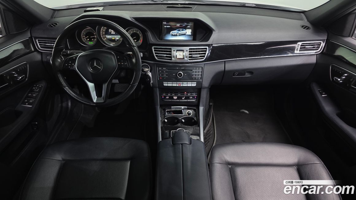 Mercedes-Benz E-Class 2016