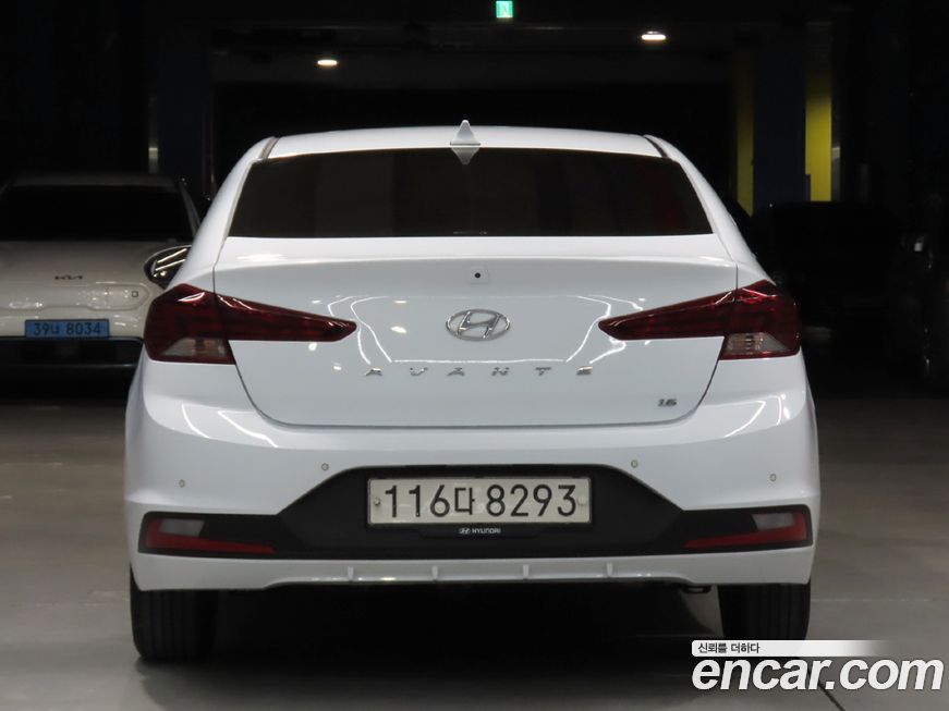 Hyundai AVANTE 2020