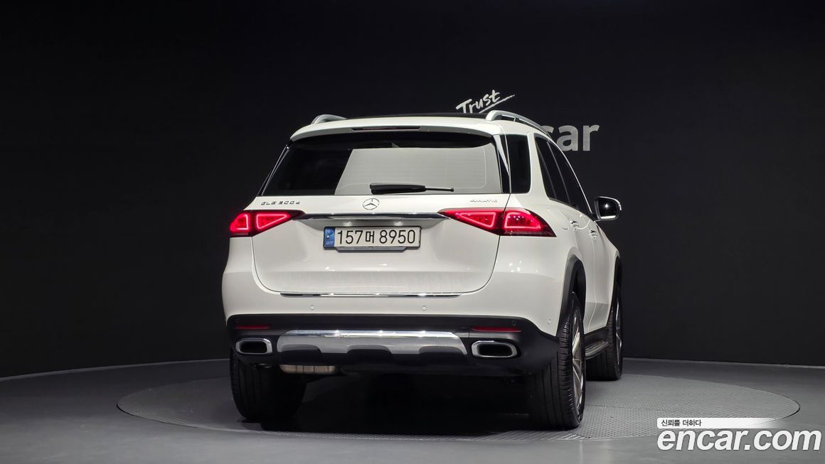 Mercedes-Benz GLE-Class 2021
