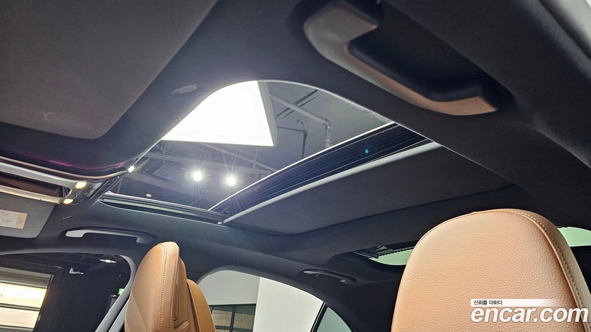 Mercedes-Benz E-Class 2025