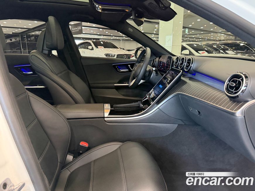 Mercedes-Benz C-Class 2024
