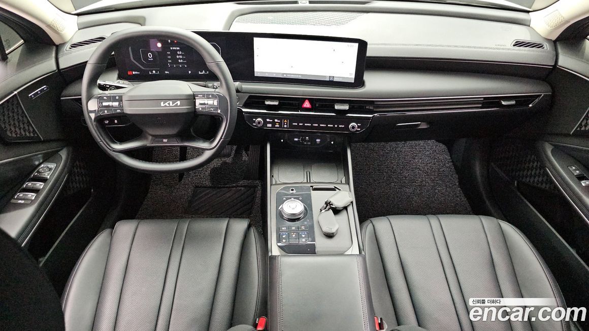 Kia K8 2025