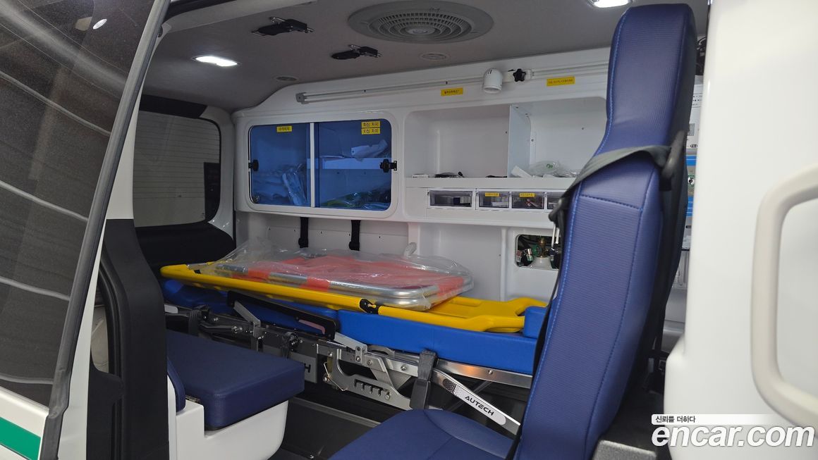 Hyundai Staria 2024