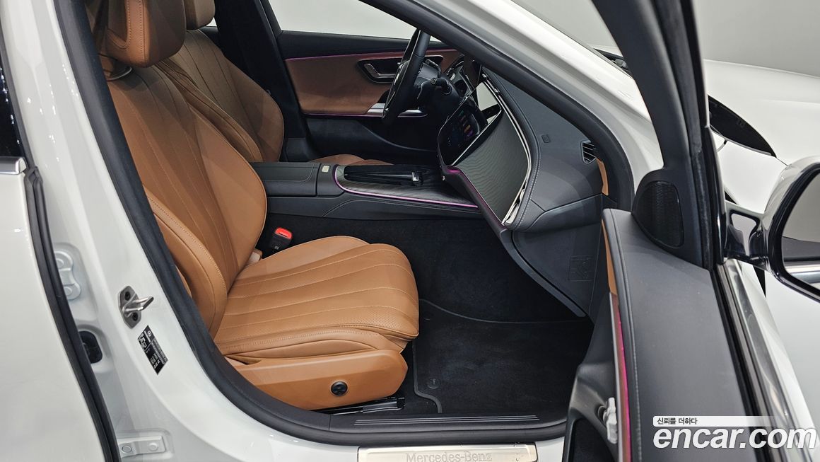 Mercedes-Benz E-Class 2025