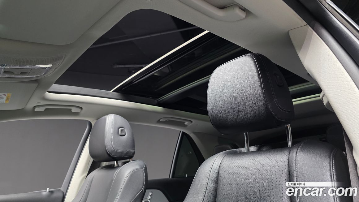 Mercedes-Benz GLE-Class 2021