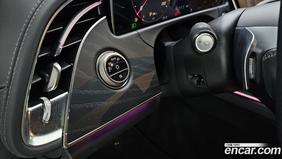 Mercedes-Benz E-Class 2025