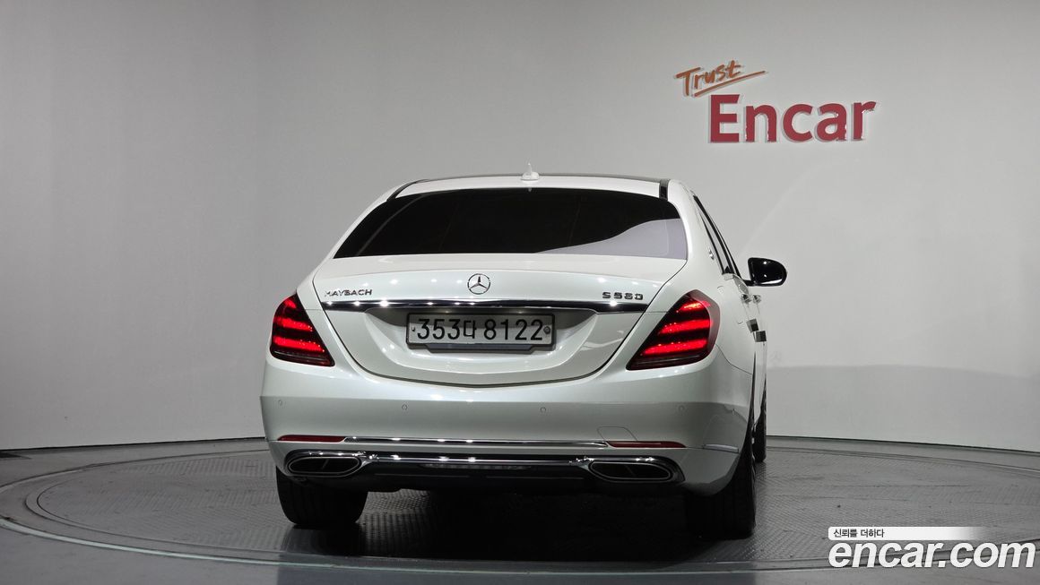 Mercedes-Benz S-Class 2020