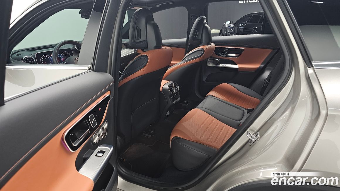 Mercedes-Benz GLC-Class 2024