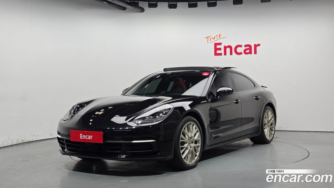 Porsche Panamera 2020