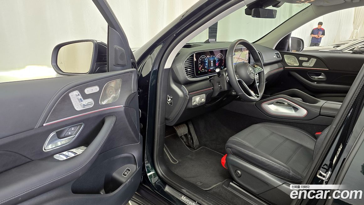 Mercedes-Benz GLE-Class 2025