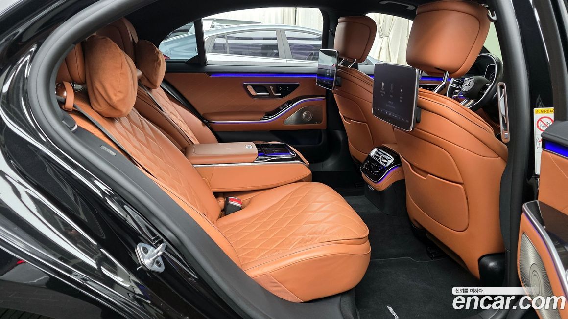 Mercedes-Benz S-Class 2023