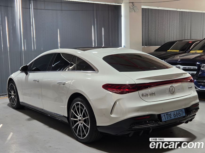 Mercedes-Benz EQS 2023