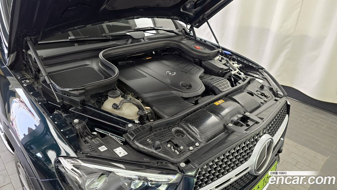 Mercedes-Benz GLE-Class 2025