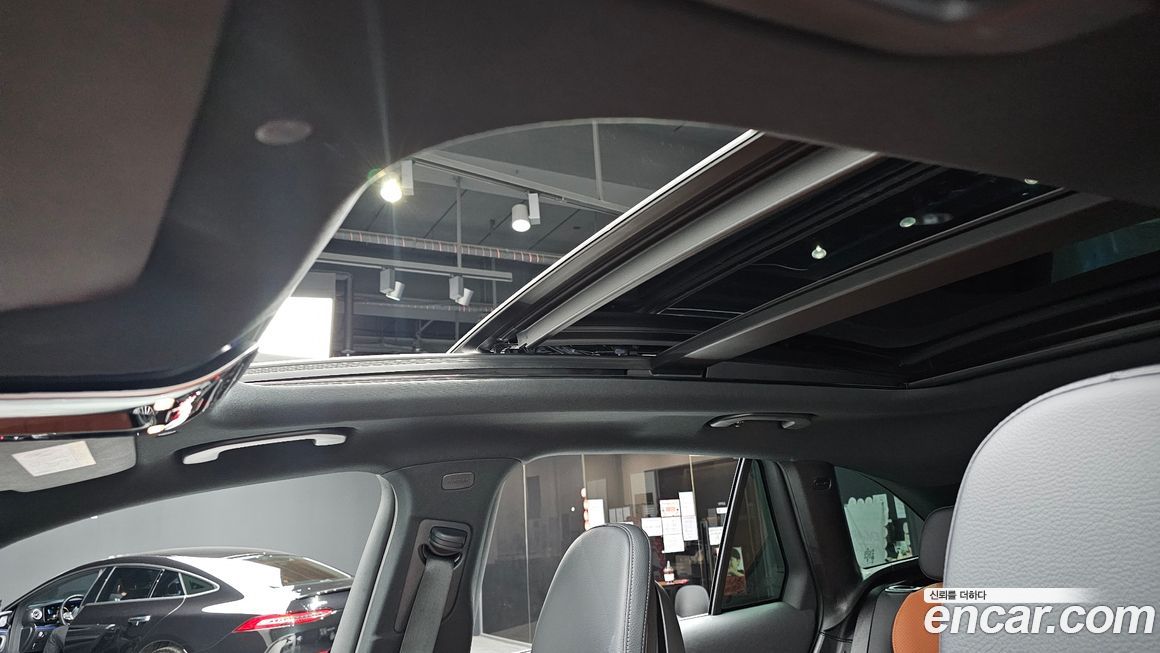 Mercedes-Benz GLC-Class 2024