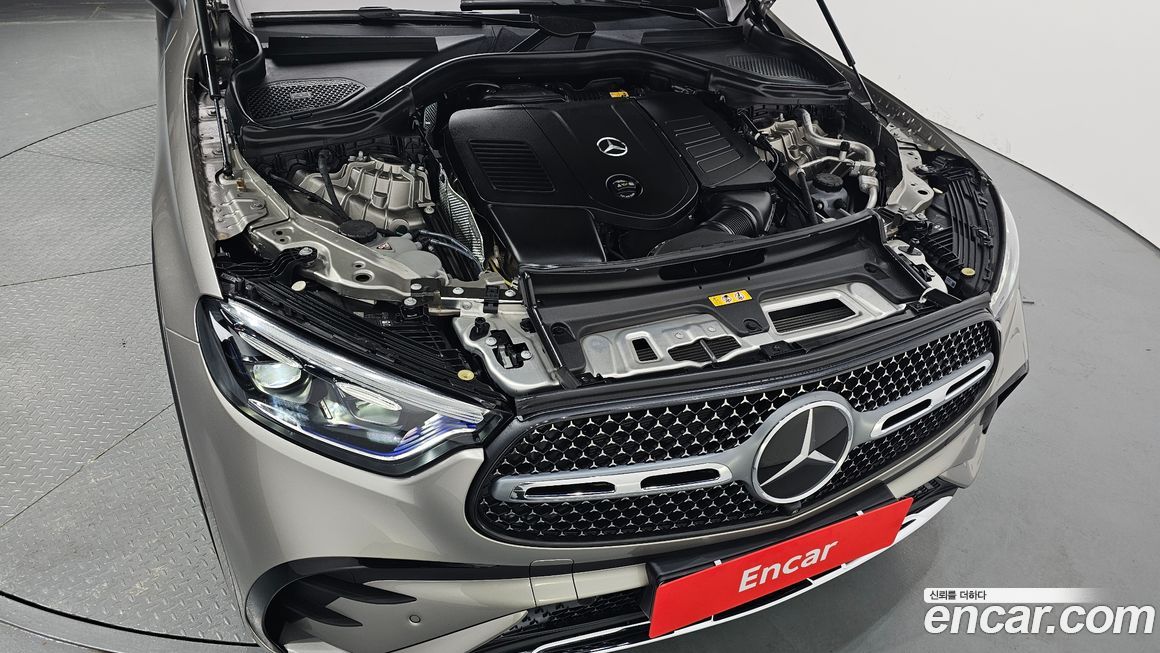 Mercedes-Benz GLC-Class 2024