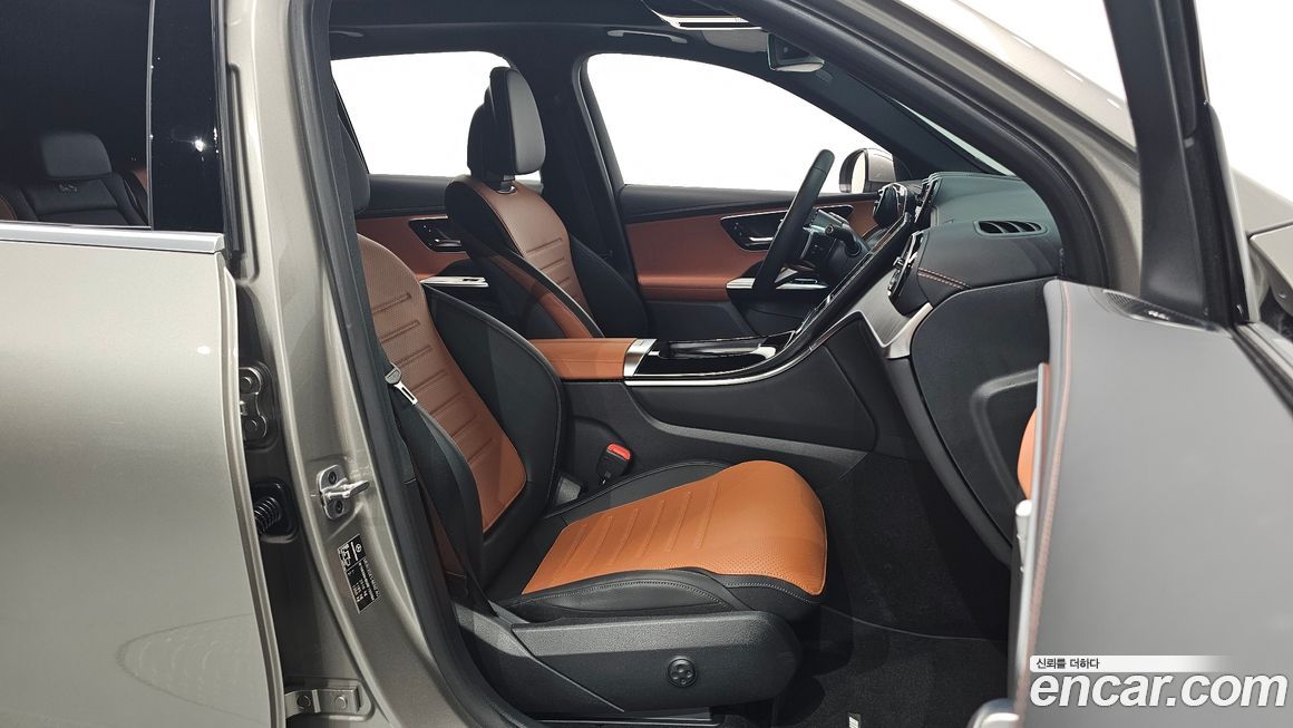 Mercedes-Benz GLC-Class 2024