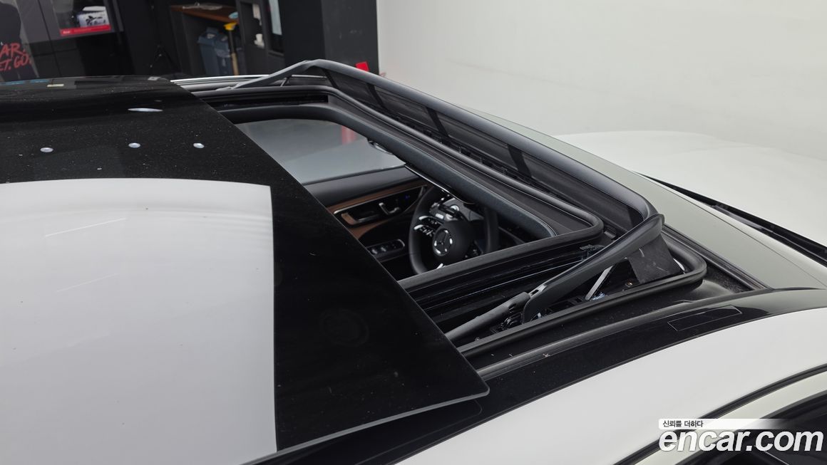 Mercedes-Benz E-Class 2026