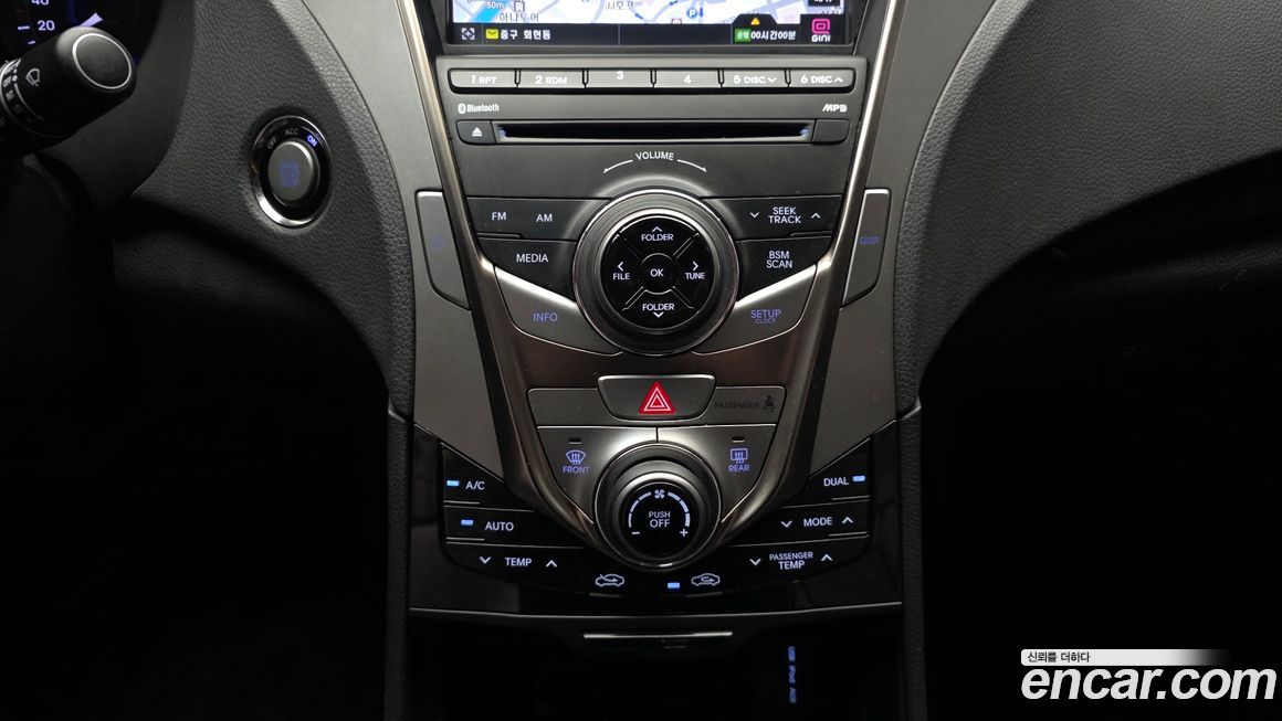 Hyundai Grandeur 2012