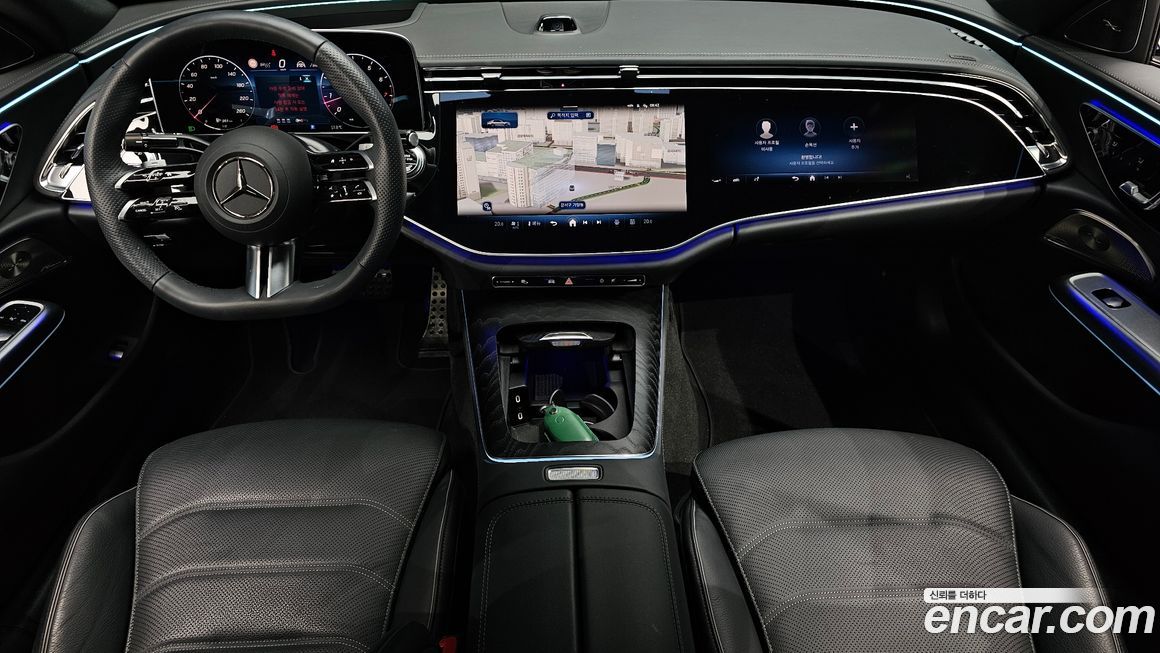 Mercedes-Benz E-Class 2024