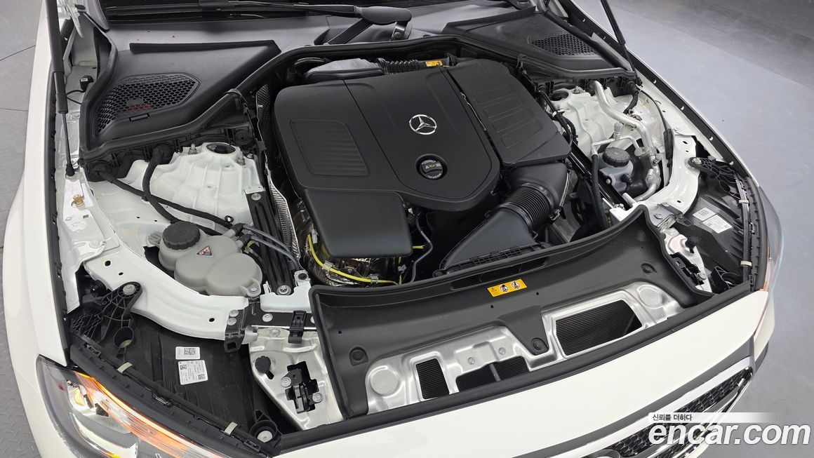 Mercedes-Benz E-Class 2026