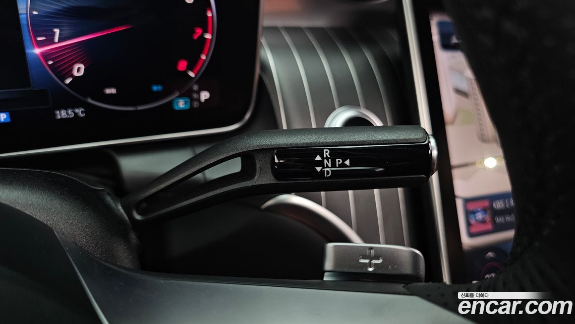 Mercedes-Benz GLC-Class 2024