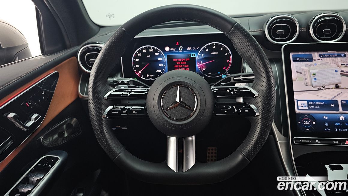 Mercedes-Benz GLC-Class 2024