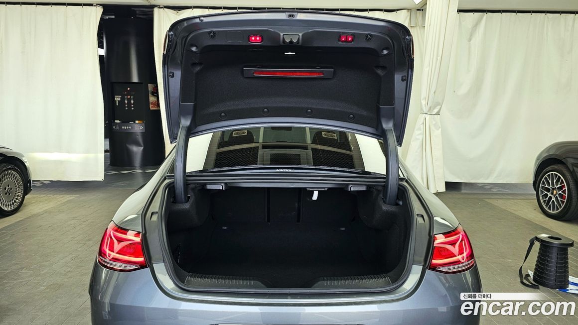 Mercedes-Benz CLS-Class 2019