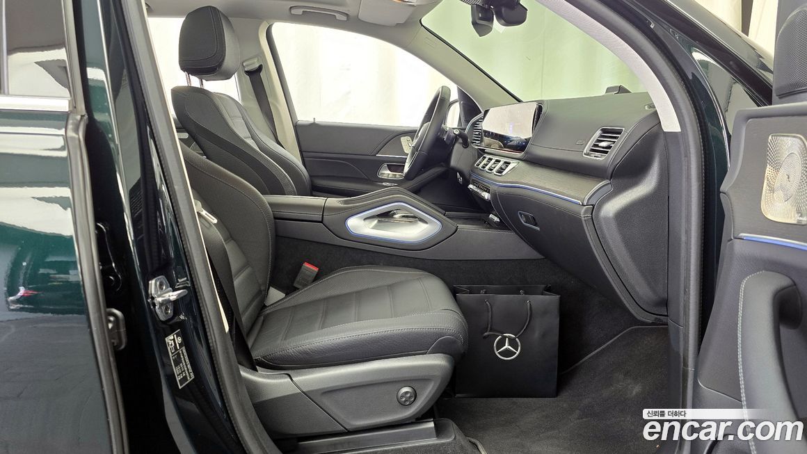 Mercedes-Benz GLE-Class 2025