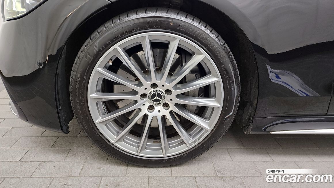 Mercedes-Benz S-Class 2021