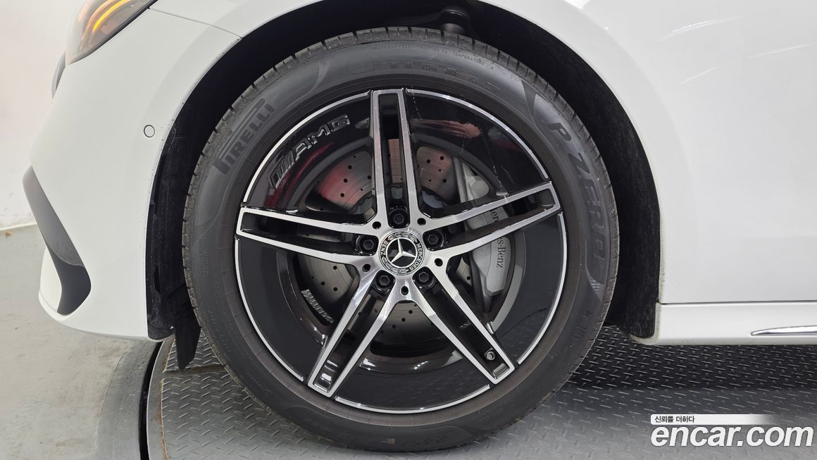 Mercedes-Benz E-Class 2026