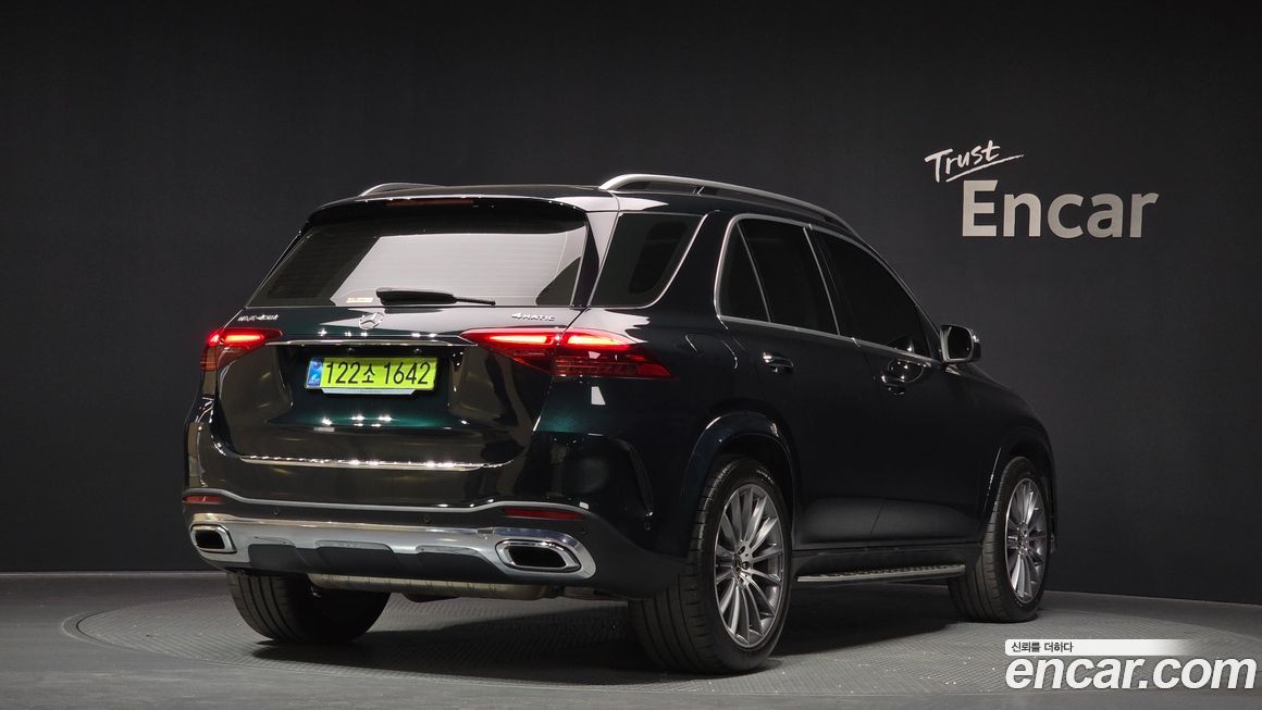 Mercedes-Benz GLE-Class 2025