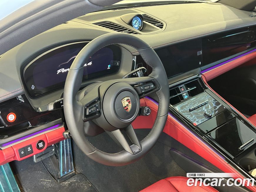 Porsche Panamera 2025