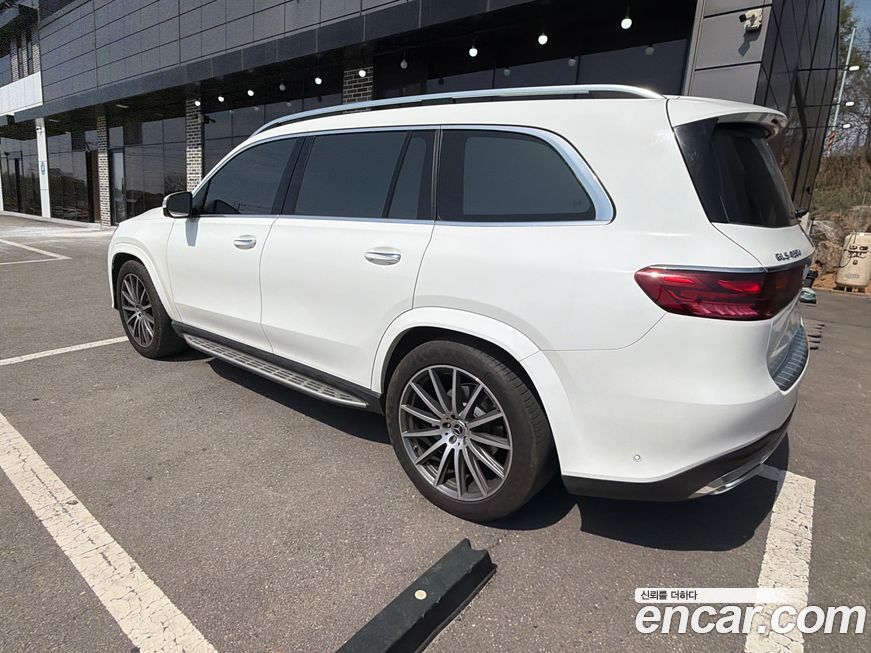 Mercedes-Benz GLS-Class 2024