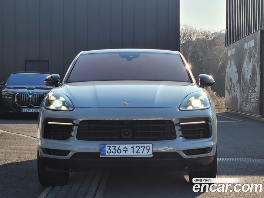 Porsche Cayenne 2022