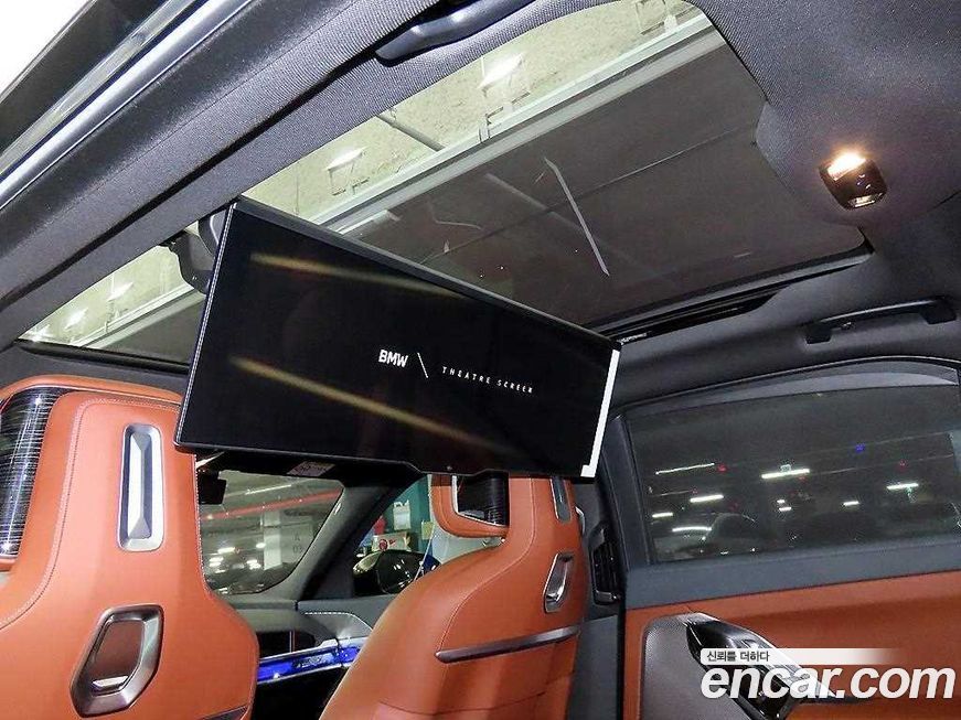 BMW i7 2025