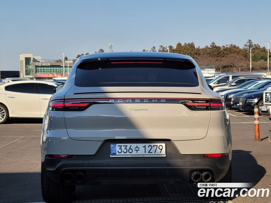 Porsche Cayenne 2022