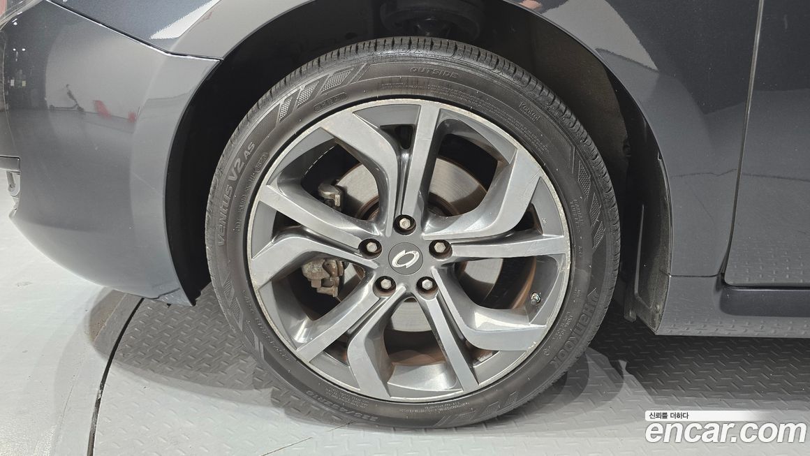 Renault-KoreaSamsung SM7 2012