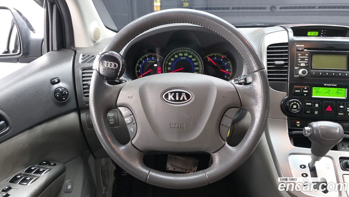 Kia Canival 2010