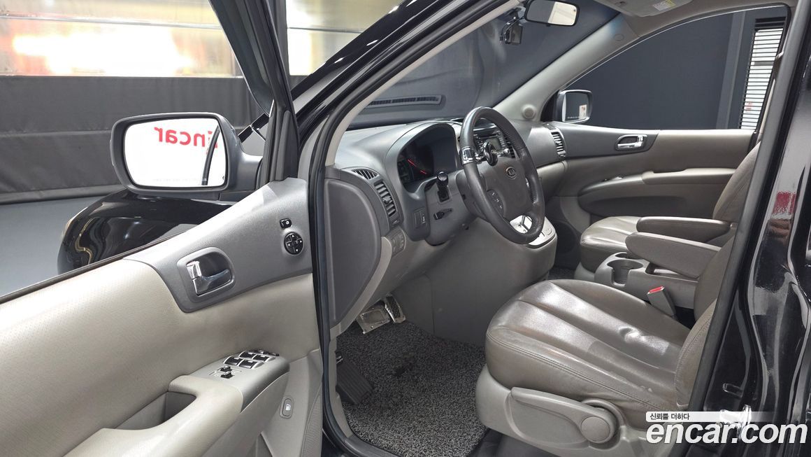 Kia Canival 2010
