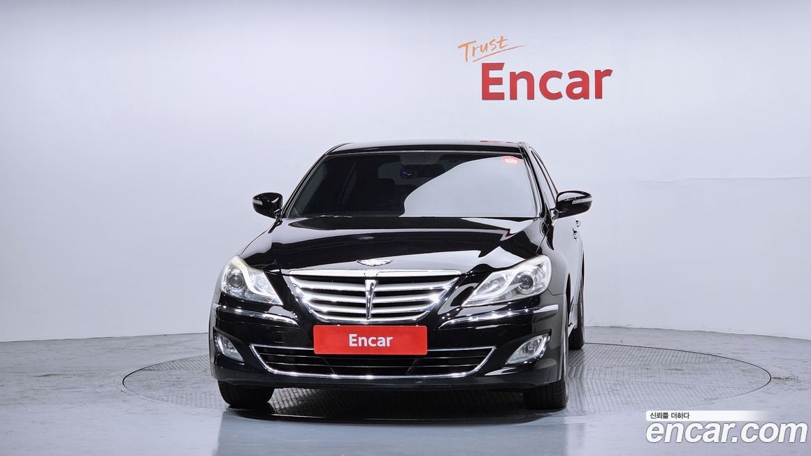 Hyundai Genesis 2012