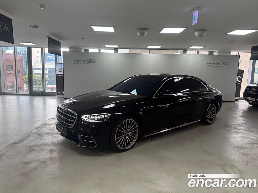Mercedes-Benz S-Class 2024