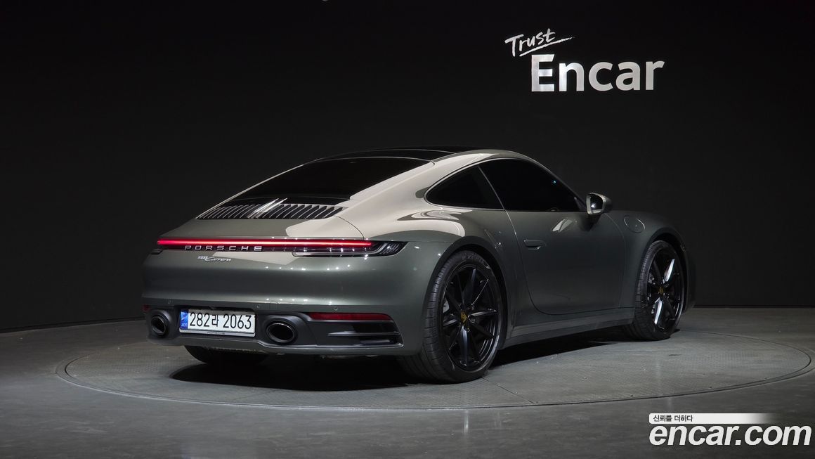 Porsche 911 2021