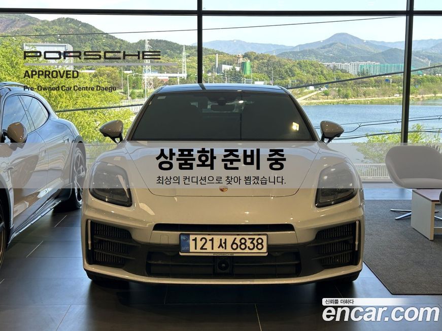 Porsche Panamera 2025