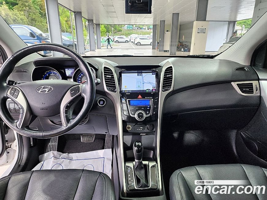 Hyundai i30 2016