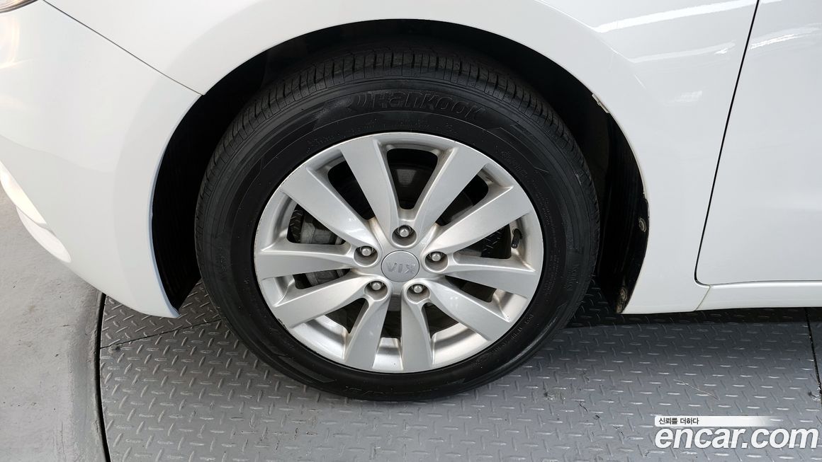 Kia K3 2014
