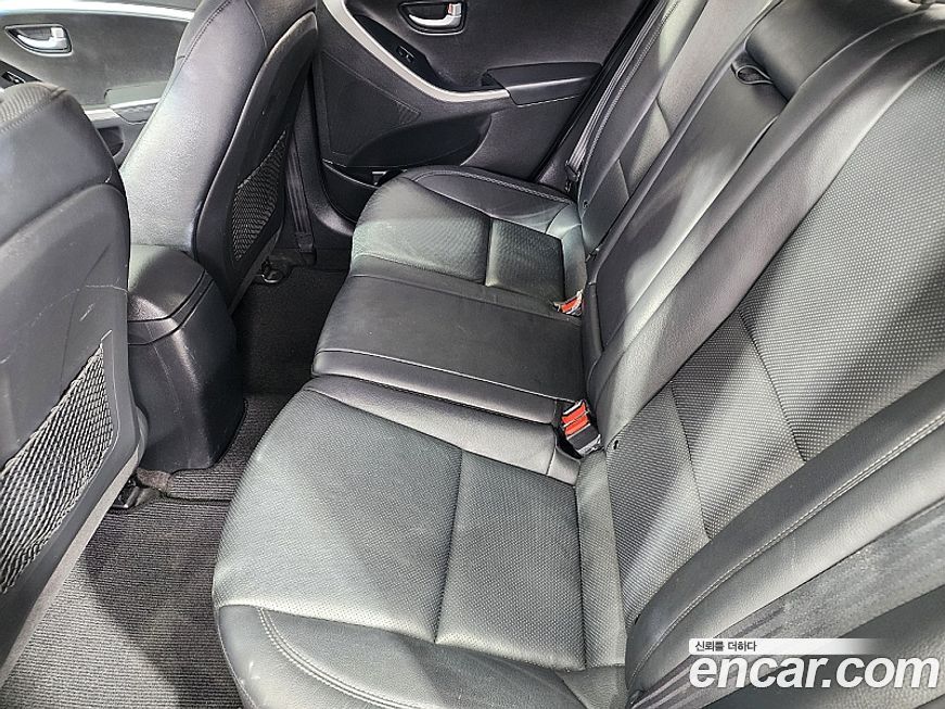 Hyundai i30 2016