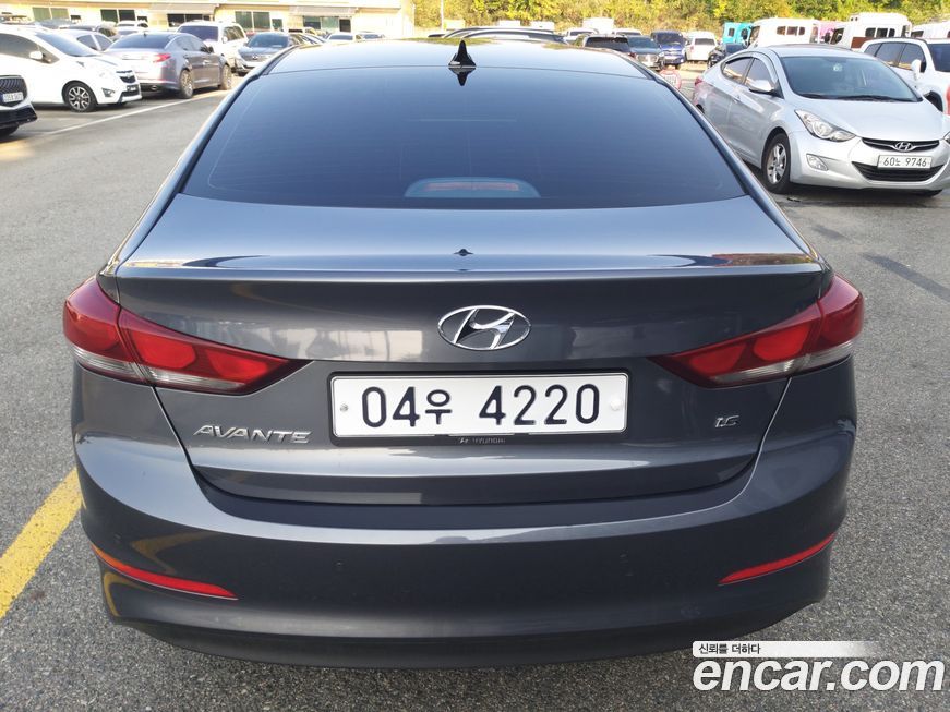 Hyundai AVANTE 2018
