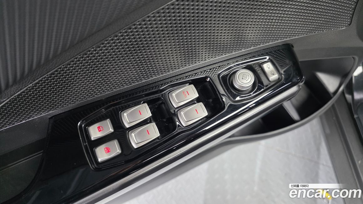 KG_Mobility_Ssangyong TIBOLI 2017